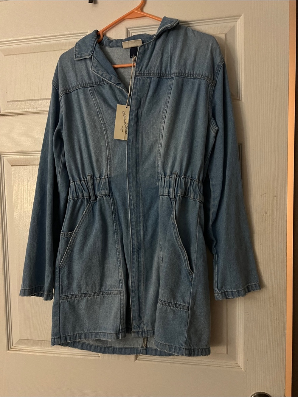 5/$10 item bundle or 10/$20 Universal Thread dress